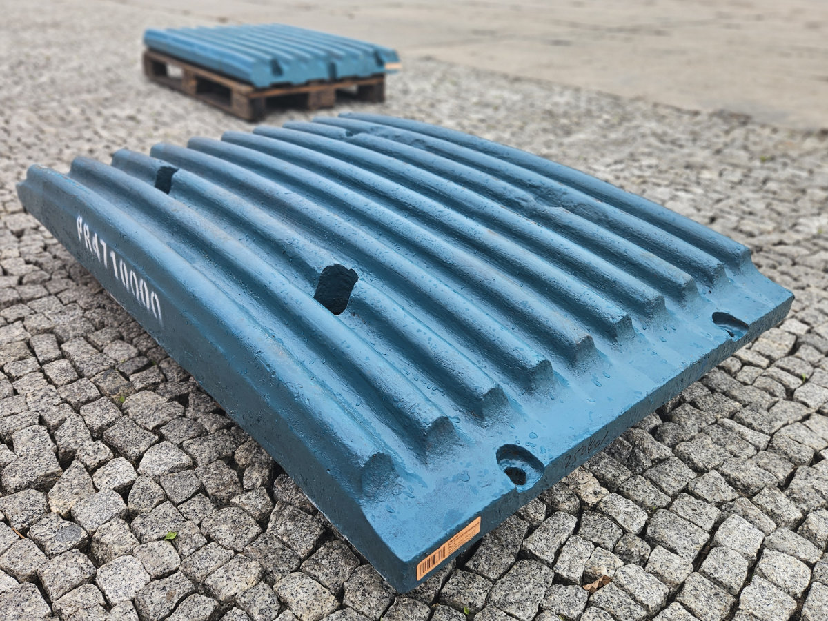 Szczęka stała EXTEC C10 / Sandvik QJ240 / QJ241 HD – J692HDE, J6920000, J9660000